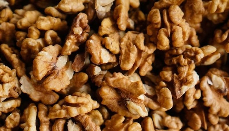 health benefits eating walnut daily-rse- 