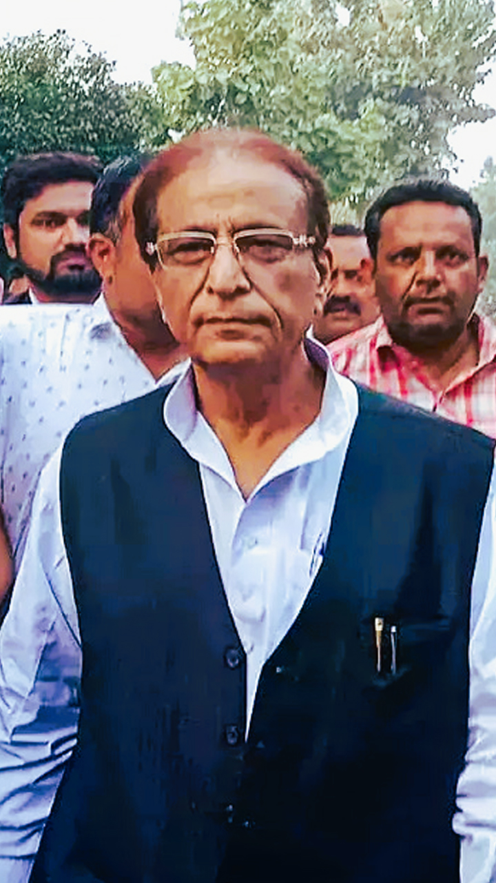 Azam Khan expresses fear as UP police shift SP leader KRJ