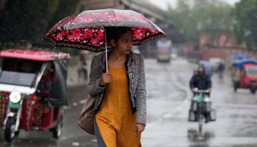 Telangana Rains: మ‌రో రెండు రోజులు భారీ వ‌ర్షాలు.. ఎల్లో అల‌ర్ట్ జారీ 