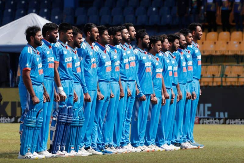 cricket Goosebumps! Over 1 lakh Indians unite for National Anthem at WC final in Ahmedabad (WATCH) osf