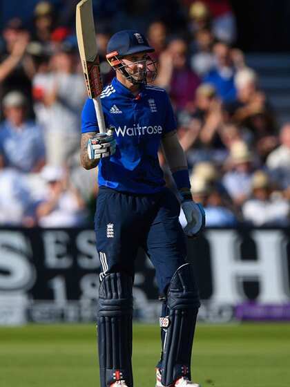 Alex Hales – 171 vs Pakistan in 2016