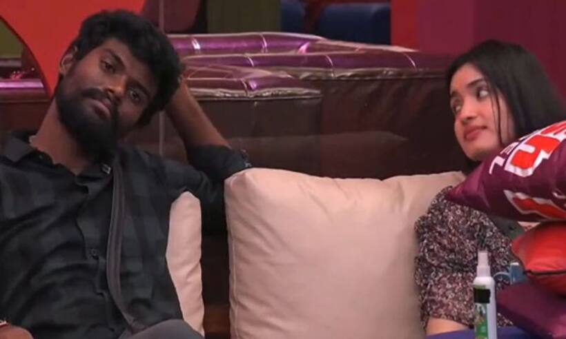 Bigg Boss Telugu 7: రతిక మావాడ్ని వాడుకుంది...  రైతుబిడ్డ ప్రశాంత్ పేరెంట్స్ కీలక ఆరోపణలు!
