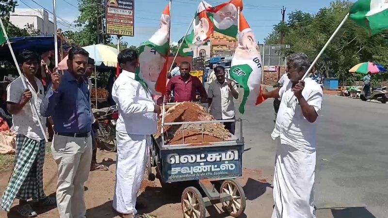 tamil maanila congress people arrested who involved protest against government in kovilpatti vel