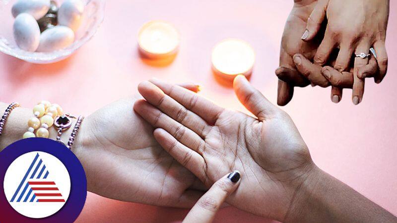 Which lines says about happy married life according to Palmistry pav 