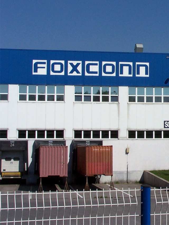 telangana looks to beat out karnataka tamil nadu to rs 30000 crore foxconn fab facility investment ash