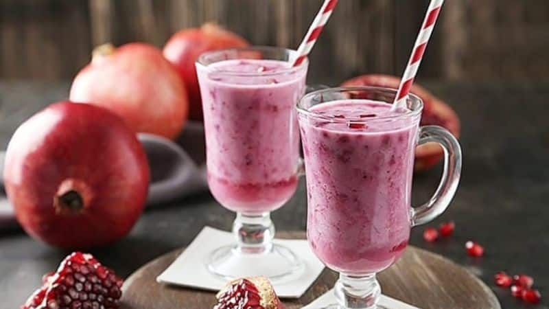 easy and tasty pomegranate milkshake recipe-rse-