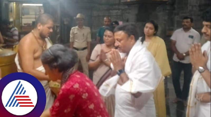 Central Election Commissioner Rajeeva Kumar atmalinga pooja specail in gokarna rav