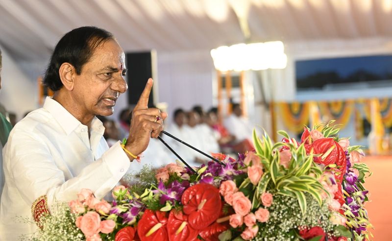 Telangana CM KCR  Serious Comments on Congress in jangaon praja ashirvada sabha lns