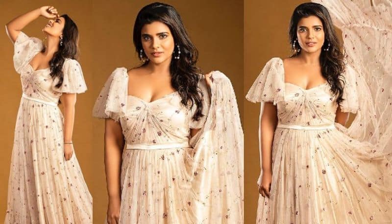 Aishwarya Rajesh attracts in Beautiful traditional wear NSK