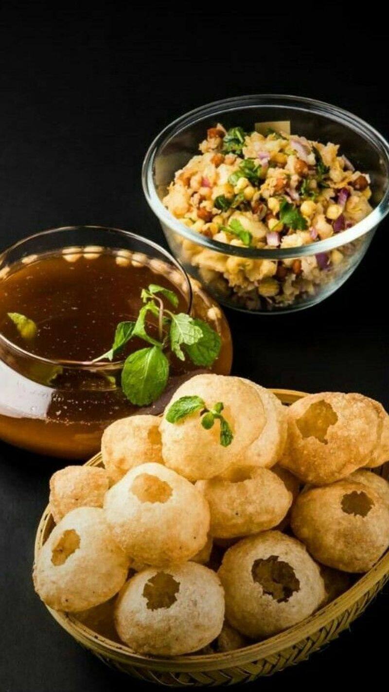 Dussehra 2023: 7 famous street foods to try after ravan dahan rkn