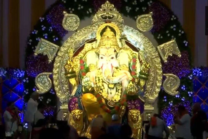 360 crore insurance for the countrys richest Ganesh Idol Mumbai GSB ganesh will decorate this year with 69 kg gold, 336 kg silver akb