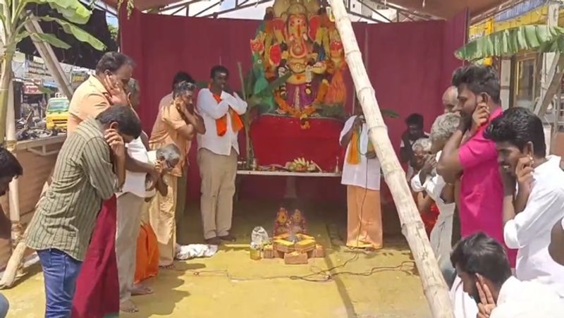 Hindu outfit prayer to give good wisdom to udhayanidhi stalin who speaks on sanatana dharma smp