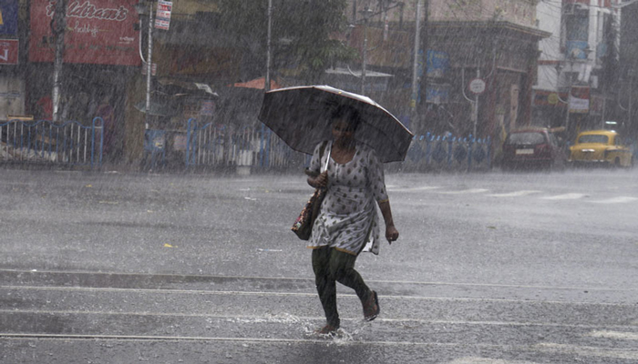 Bengaluru Is Back To Rainy Season Overnight Rain In Continued In Morning gvd