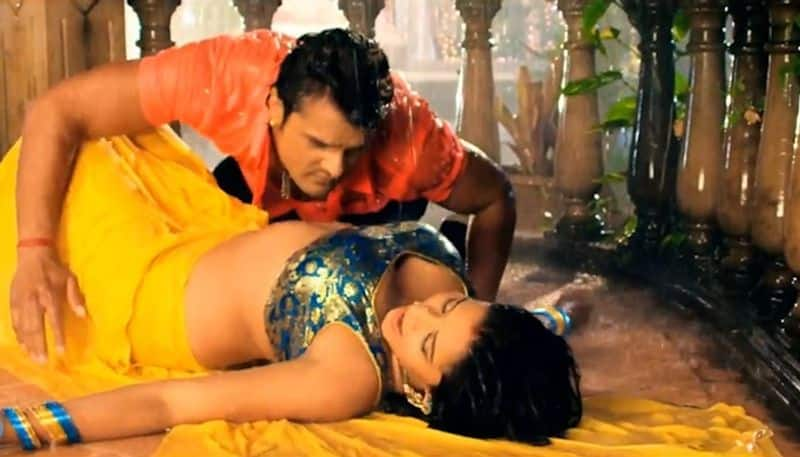 Monalisa SEXY video: Bhojpuri actress, Khesari Lal's BOLD song 'Khali Batiya Se Pet Naahi' goes viral; check out why RBA