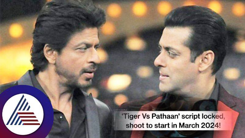 Salman Khan   Shah Rukh Khan Give An  Thumbs Up to Tiger Vs Pathaan suc