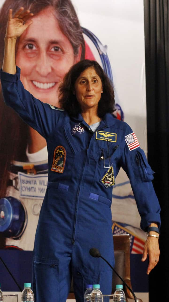 indian origin nasa astronauts sunita williams became first woman fly spacecraft mission zrua