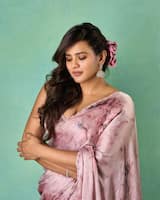 Hebah Patel: తన్నుకొస్తున్న ఎద అందాలతో కాకరేపుతున్న హేబా పటేల్‌.. చీరలో వినయంతో హాట్‌ షో..