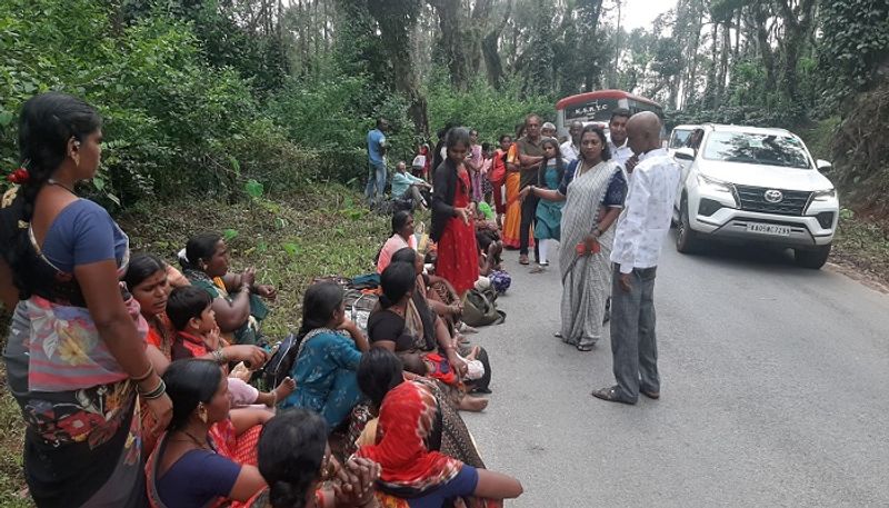 Passengers Faces Problems For KSRTC Bus Perch Cut in Chikkamagaluru grg