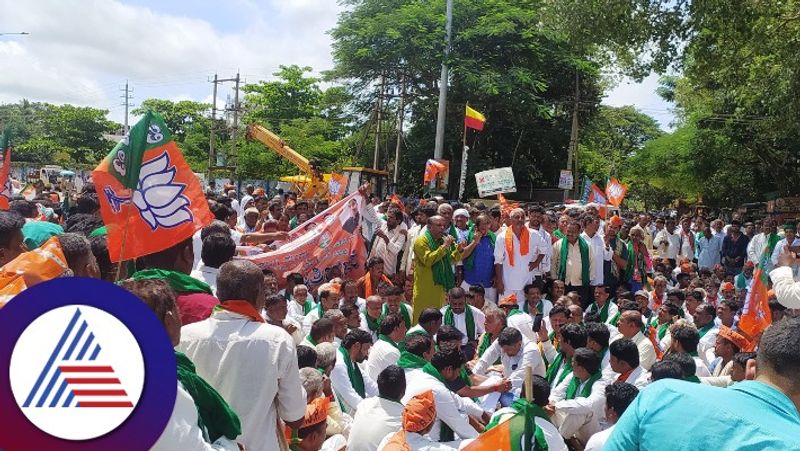 Farmers demand declaration of Kalaghatagi drought-prone taluk rav