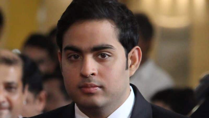 Akash Ambani Profile Kon Hai Akash Ambani Biography In Hindi xat