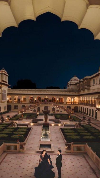 <p>शाही शादियां के अलावा राजस्थान कई फिल्मों का गवाह भी बन चुका है। यहां बने पुराने महल और होटल इस तर्ज पर तैयार किए गए हैं कि वह हर मन को लुभाते हैं। </p>
