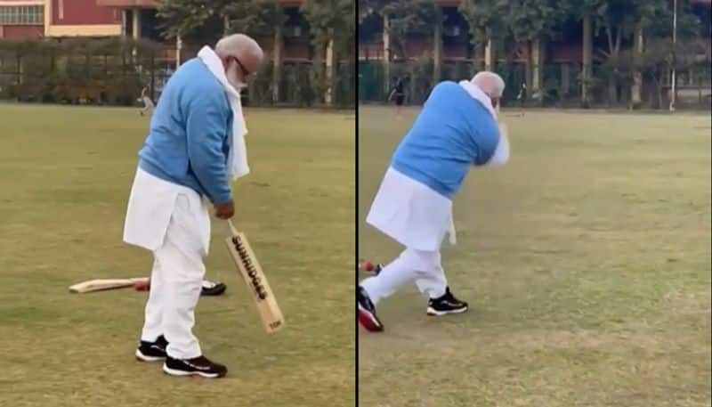 Fact Check PM Narendra Modi playing cricket viral video is incorrect jje