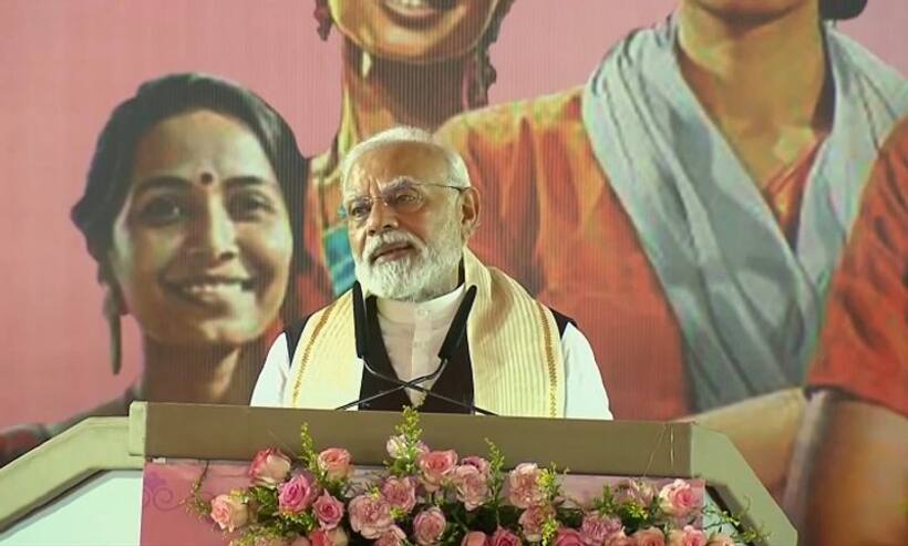 PM Modi : 'నారీ శక్తే  నాకు అతిపెద్ద భద్రతా కవచం'