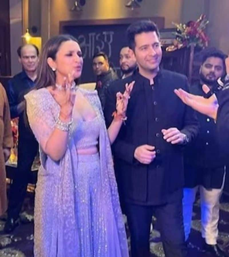 parineeti chopra raghav chadha wedding photos update kxa 