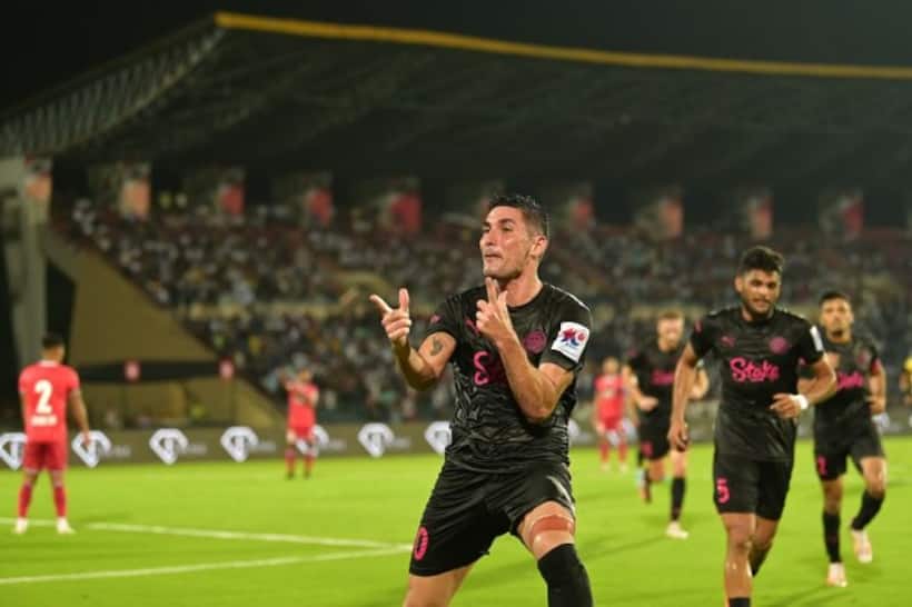 ISL 2023 24: Mumbai City FC coach Des Buckingham delighted with win over NorthEast United FC