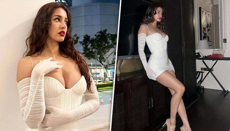 HOT Photos: Disha Patani looks SEXY as she flaunts cleavage and her hourglass figure in bold plunging bodycon dress RBA