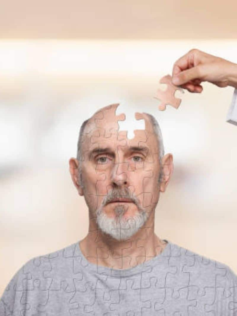 symptoms of alzheimers disease rsl