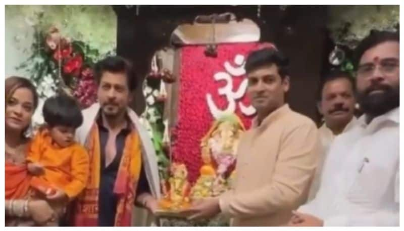 Shah Rukh khan participate in ganesha festival nbn