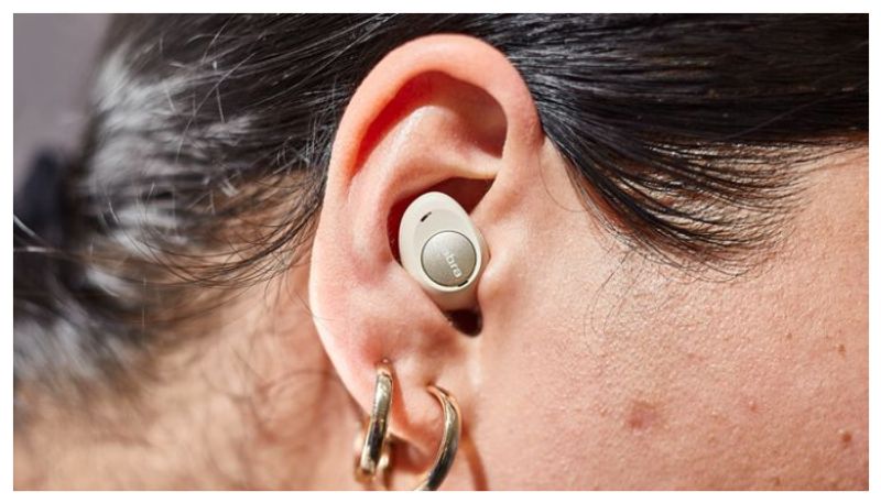 Damaged hearing aids are not refunded consumer court imposed a fine on the shop owner fvv