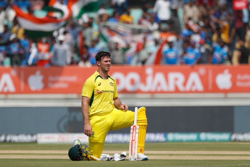 Australian top order batters shine set 353 runs target to Team India kvn