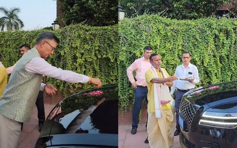 south korean ambassador to india perform Pooja for his brand new hyundai car video viral ckm