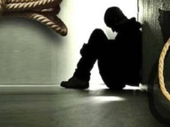 Constable candidate commits suicide in Dharur mandal Jogulamba Gadwal district KRJ