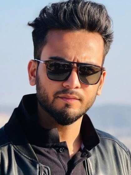 Bigg Boss ott 2 के विनर एलविश के दो गाने रिलीज हो चुके हैं