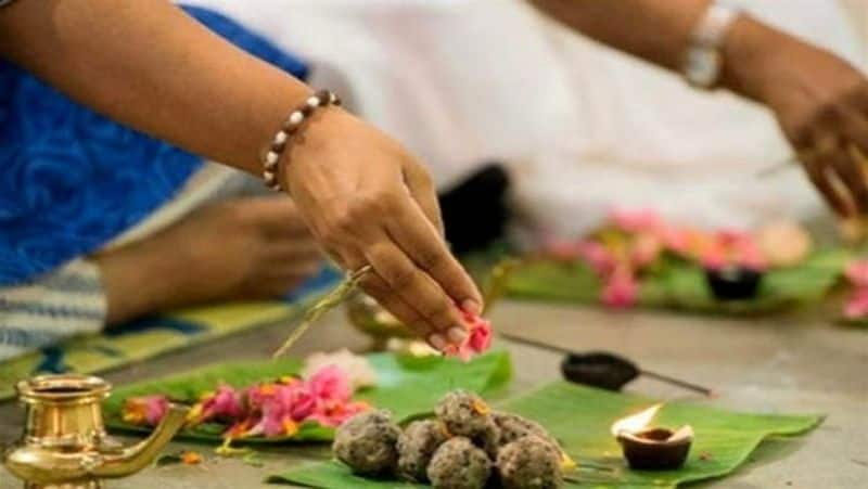 what is Pitra Dosh Remedies? Astrologer Provides 5 Solutions For Pitra Dosh-rag