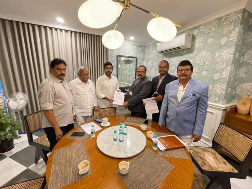 ఇన్నర్ రింగ్ రోడ్ కేసు : రాక రాక వచ్చారు కాఫీ తాగి వెళ్లండి .. సీఐడీ అధికారులతో నారా లోకేష్ 