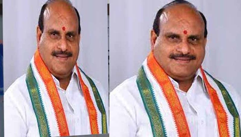 Medak DCC President  Tirupati Reddy Resigns To Congress lns