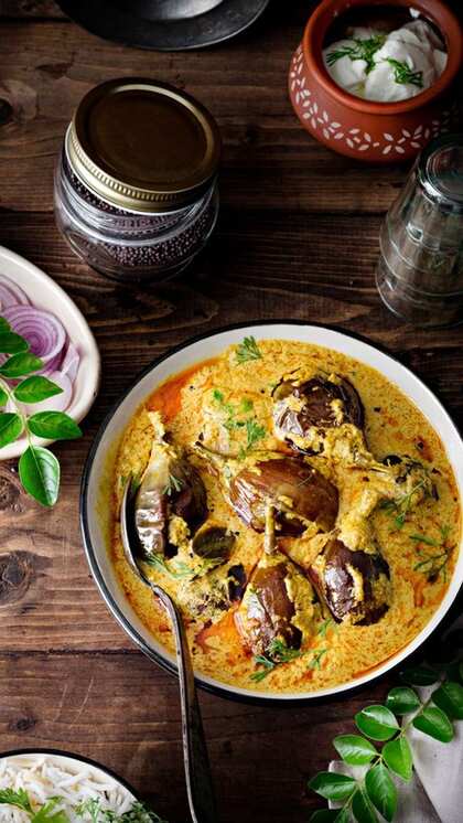 हैदराबादी बैंगन (Hyderabadi Baingan)