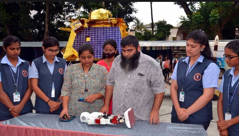 Science In Action at B. V. Jagadeesh Science Center National College Jayanagar Bengaluru rav