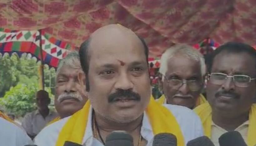 చంద్రబాబు నాయుడు అరెస్టుపై కేసీఆర్ స్పందించాలి..: యార్లగడ్డ వెంకట్రావు