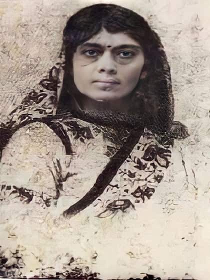 गांधी जी और सरला की निकटता लोगों को पसंद नहीं आ रही थी
