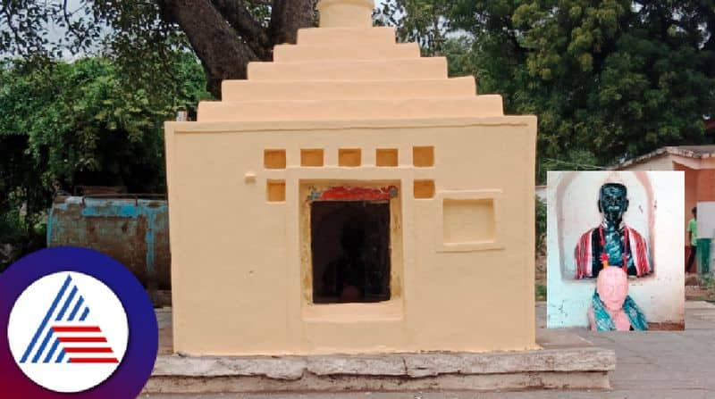 Gandhi jayanti special Gandhiji temple in balashettihal village at yadgir district rav