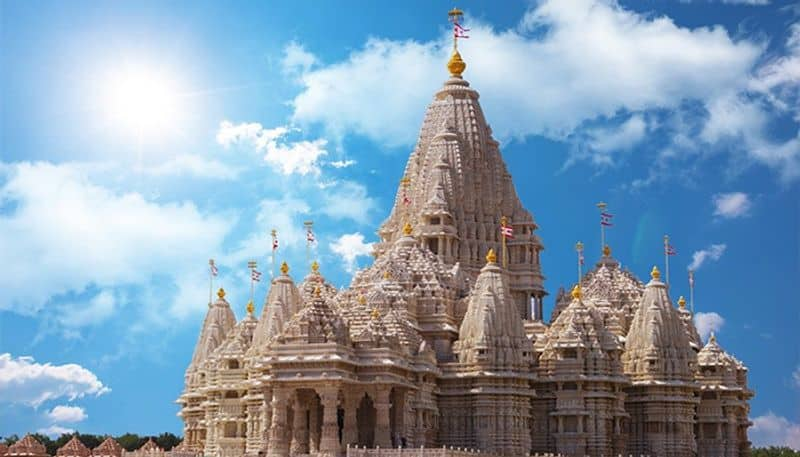 PM Modi and Rishi Sunak sent warm wishes to New Jersey Akshardham temple inauguration