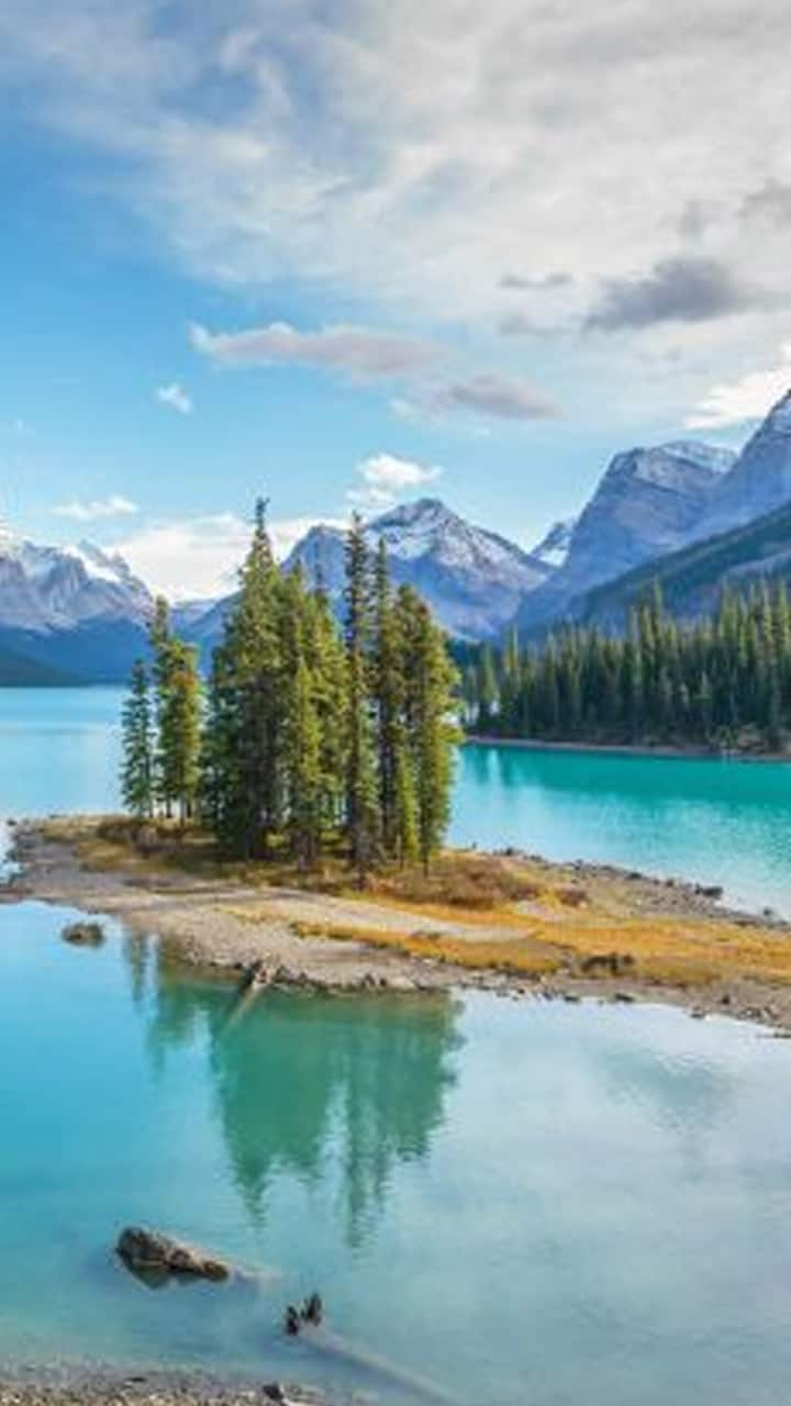 10 Interesting Facts About Canada: Lakes, Highway, and More anr