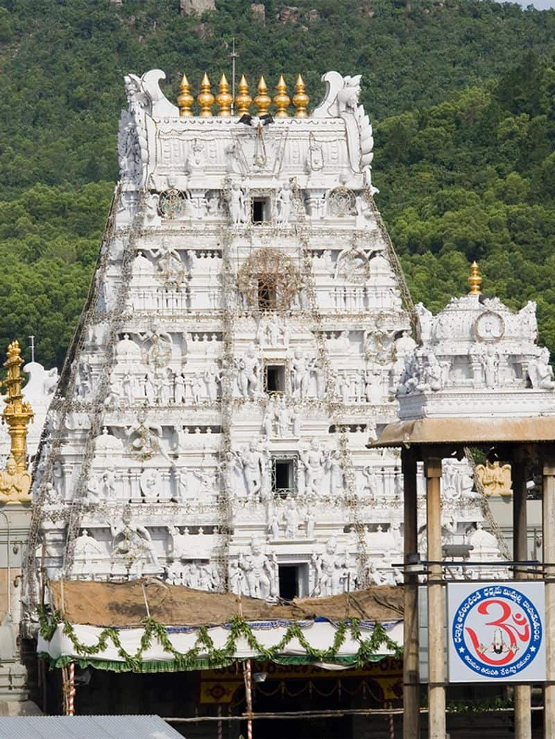 chandra grahanam 2023 tirupati temple close for 8 hours on 28th october in tamil mks