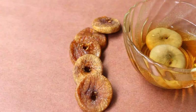 benefits of eating figs soaked in water azn 