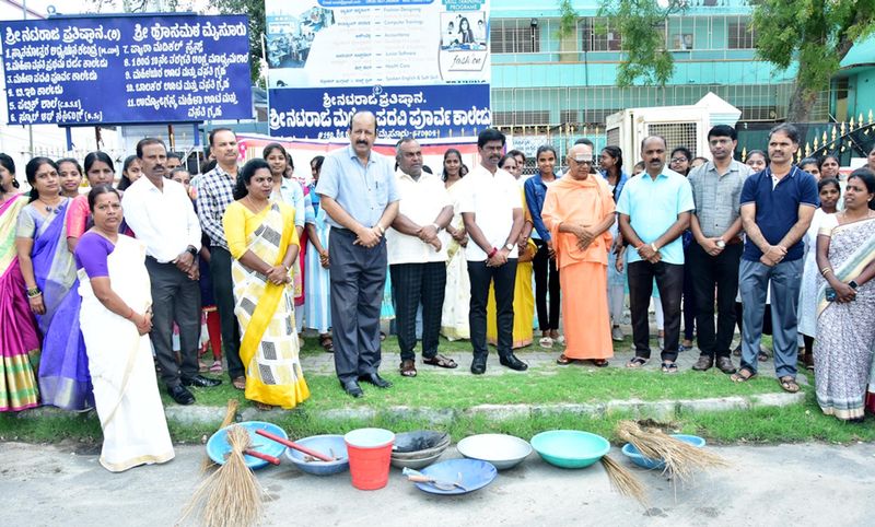 Mysuru : World Day of Non-Violence, Cleanliness Campaign snr